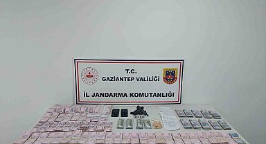 Gaziantep'te 1,6 milyon TL değerinde 34 bin litre kaçak akaryakıt ele geçirildi