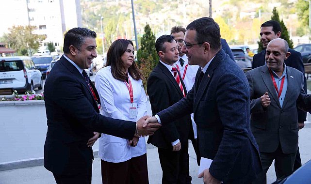 Gebe okullarında ağız ve diş sağlığı eğitimi 81 ilde yaygınlaşıyor