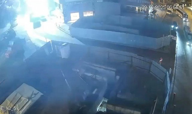 Gebze'deki binanın yıkılma anı kamerada