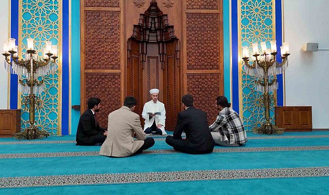 Geleceğin din görevlileri Erzincan'da eğitim alıyor