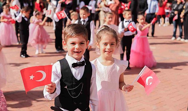 GKV'liler Cumhuriyet için yürüdü