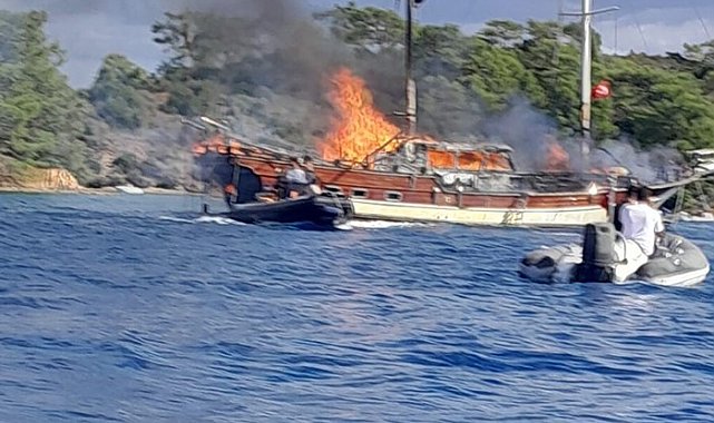 Göcek'te tekne yangını