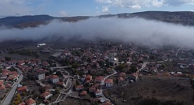 Gökyüzünü kaplayan sis, kartpostallık manzara oluşturdu