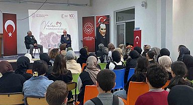 Gümüşhane'de Kıbrıs Gazileri öğrencilerle bir araya geldi