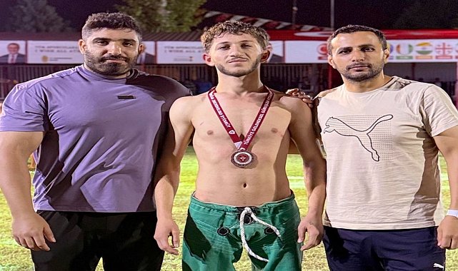 Hakkârili Bedirhan Durğun Türkiye üçüncüsü oldu