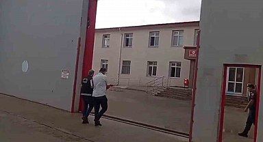 Hatay'da hapis cezasıyla aranan 2 şahıs yakalandı