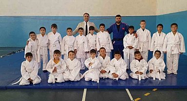 Hınıs'ta judo atağı