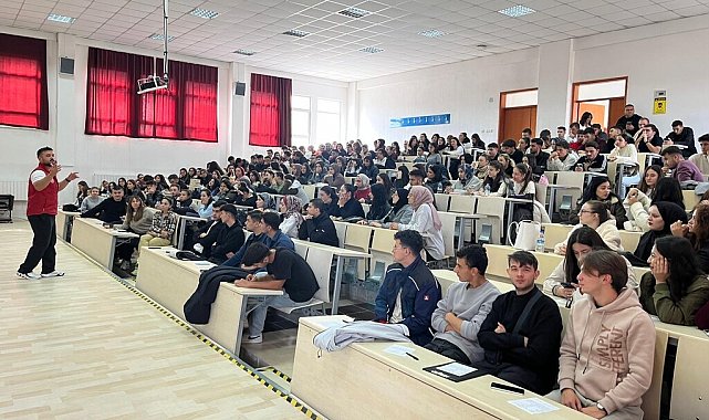Hisarcık MYO'da öğrencilere Gençlik Merkezi tanıtıldı