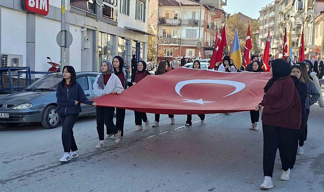 Hisarcık'ta 'Cumhuriyet Yürüyüşü'