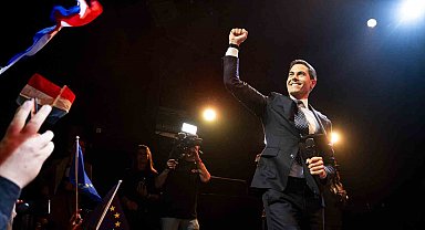 Hollanda'daki seçimlerde D66 lideri Jetten zaferini ilan etti