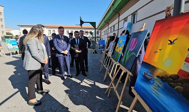 İmam Hatip Okullarının yeniden açılışının 74. yıldönümü kutlandı