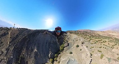 İrlandalı sporcunun 2000 metreden wingsuit atlayışı nefes kesti