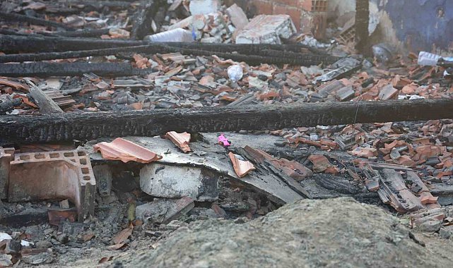 İzmir'de 5 kardeşin öldüğü yangında anne hakkında karar