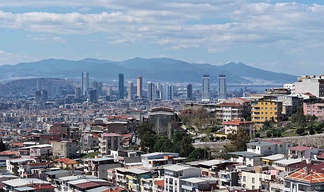 İzmir'de zemin araştırmaları için 32 bin deney yapıldı