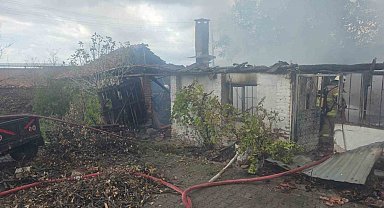 İzmir'deki yangında 91 yaşındaki kadın yaşamını yitirdi