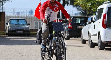 İzmirli gezgin 'Asrın Felaketi'ne farkındalık için pedal çeviriyor