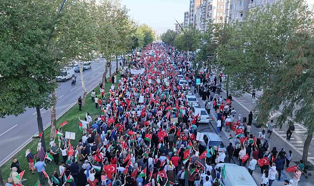 Kahramanmaraş'ta binlerce kişi Filistin'e destek için yürüdü