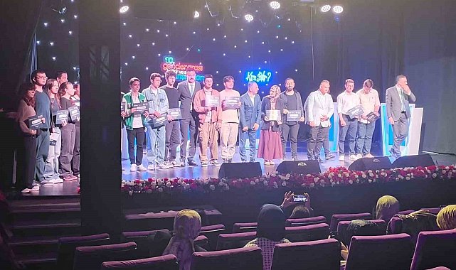 Karabük'ün gençleri Karadeniz bölgesi'nde zirvede: Türkiye finallerine katılacaklar