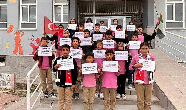 Karapınar'da küçük öğrencilerden Filistin için anlamlı etkinlik