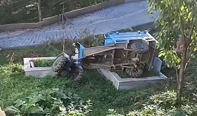 Kastamonu'da devrilen patpatın altında kalan sürücü yaralandı