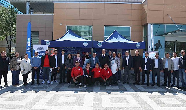 KAYÜ'lü öğrencilere sıcak karşılama