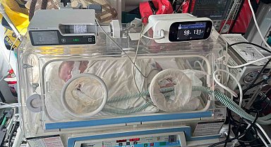 Kerem bebek, hava yolu ile Karabük'e sevk edilerek tedavi altına alındı