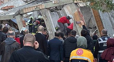 Kocaeli Valisi Aktaş: "İçeride olduğunu teyit ettiğimiz 5 kişiyle henüz temas yok"