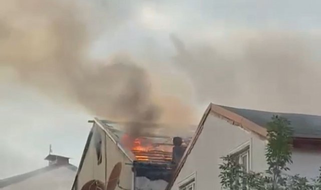 Kocaeli'de çatı yangını korkuttu