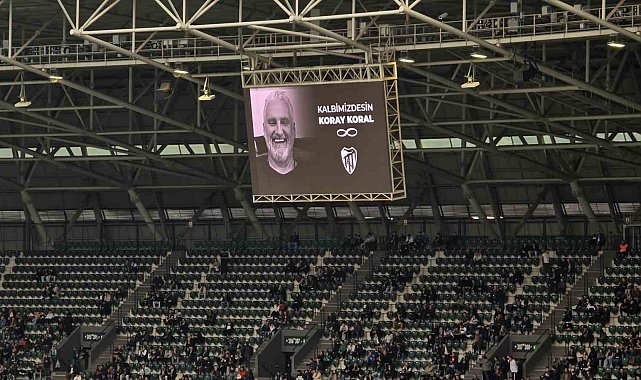 Kocaelispor, Gri Koray'ı unutmadı