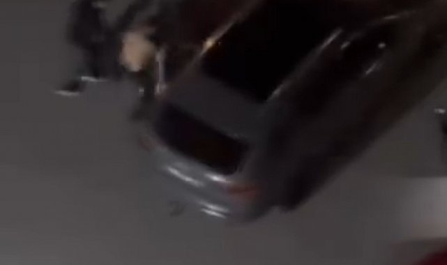 Komşuların yumruklu kavgası kamerada