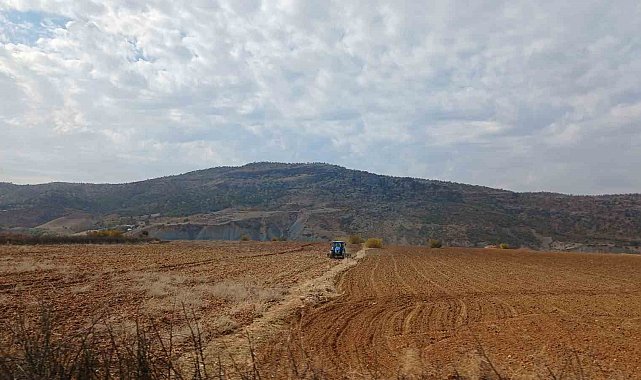 Kulp ilçesinde çiftçiler ekim mesaisine başladı