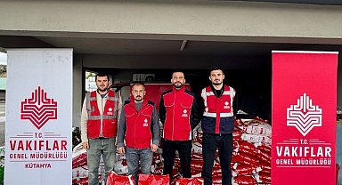 Kütahya Vakıflar Bölge Müdürlüğü'nden sahipsiz hayvanlara mama desteği