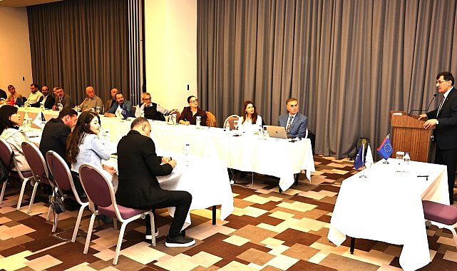 Kütahya'da çini üretim standartları belirleniyor