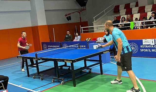 Kütahya'da masa tenisi heyecanı