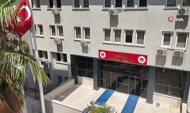 Kuyumcuyu 'FETÖ' ile korkutup 10 milyon TL dolandıran şüpheli tutuklandı