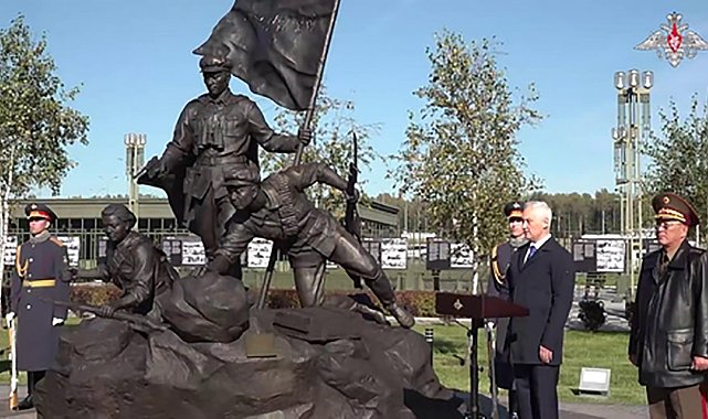 Kuzey Kore Savunma Bakanı No, Rus mevkidaşı Belousov ile görüştü