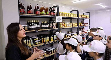 Lider Çocuk Tarım Kampı öğrencilerine kadınların el emeği ürünleri tanıtıldı