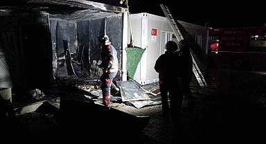 Malatya'da konteyner kentte korkutan yangın
