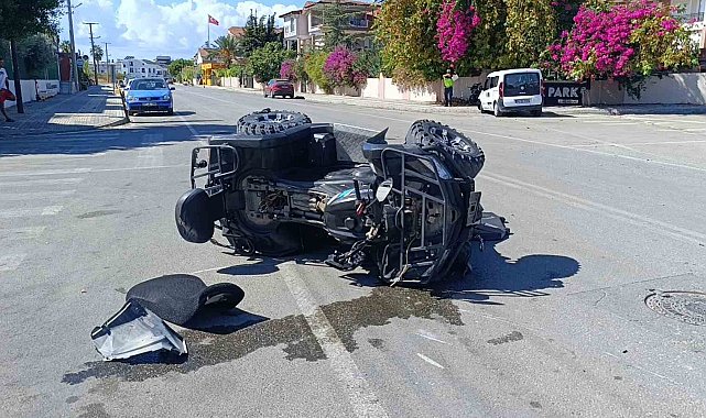 Manavgat'ta ATV ile hafif ticari araç çarpıştı: 1 yaralı