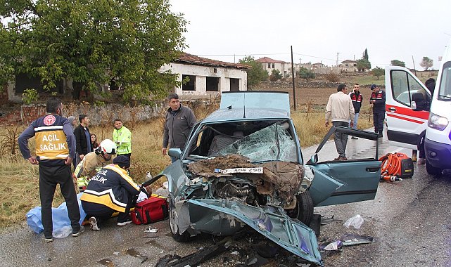 Manisa'da yağmur kazayı da beraberinde getirdi: 1 bebek öldü, 5 kişi yaralandı