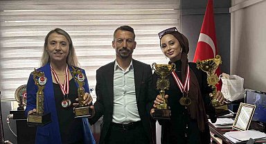 Manisalı kuaförler Antalya'dan 4 kupayla döndü