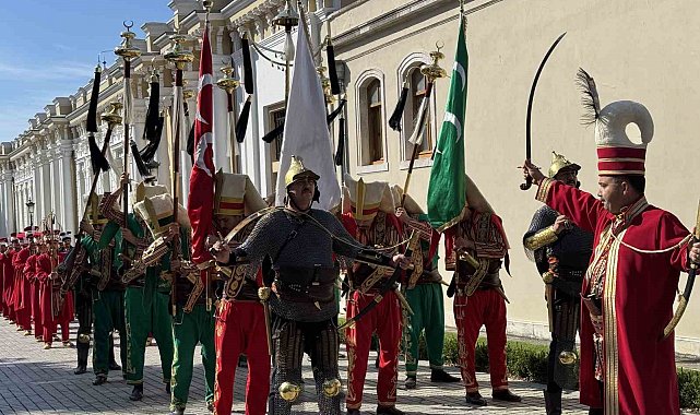 Mehteran gösterileri Yıldız Sarayı'nda sona erdi