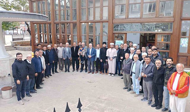 Menteşe'de vatandaşlar Kurşunlu Camii'nde sabah namazında buluştu