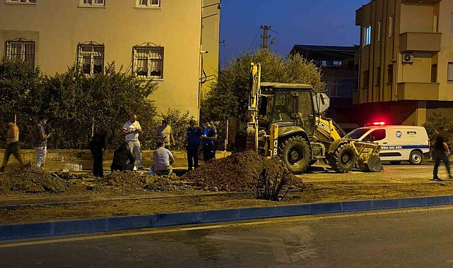 Mersin'de internet çalışması için yapılan kazı doğalgaz borusuna zarar verdi: 2 yaralı