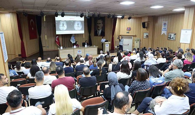 Mersin'de kız çocuklarının güçlenmesi için farkındalık paneli