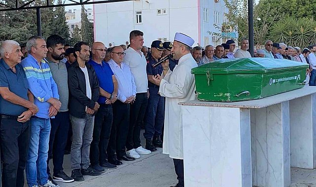 Mersin'deki işçi servisi kazasında hayatını kaybeden 4 kişiden biri toprağa verildi