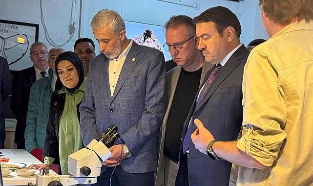 Milletvekili Demir ve Vali Işın'dan Tavşanlı Höyük kazı alanında inceleme