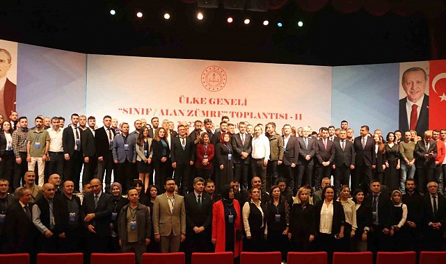 Milli Eğitim Bakanı Tekin: "1 milyon 250 bin öğretmenimizi dinledik, bunlara çözümler oluşturduk"