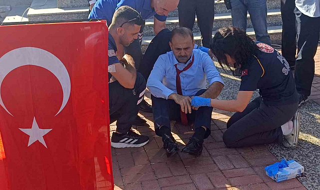 Muhtarlar Günü'nde kürsüde konuşan muhtar baygınlık geçirdi