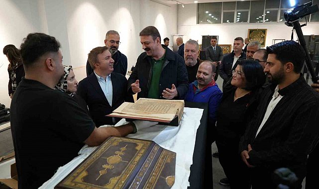 Mukaddes emanetleri görmek isteyenler soluğu bu sergide aldı